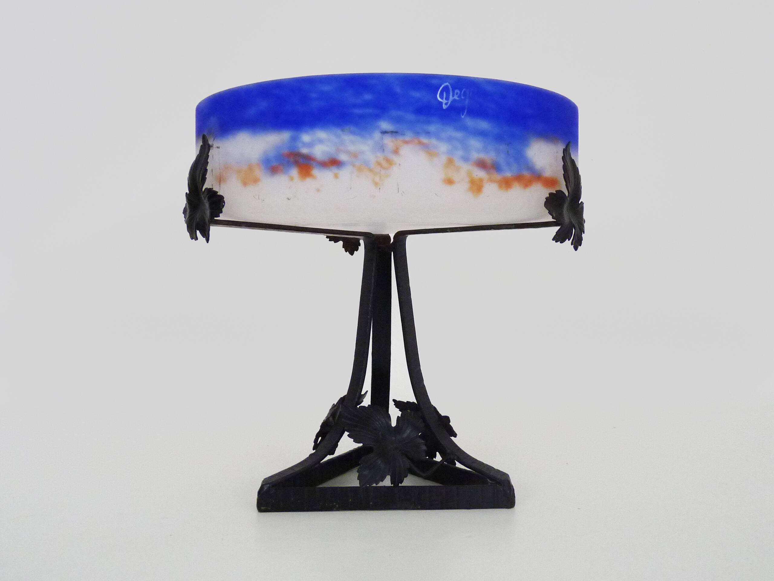 Degué Art Nouveau centerpiece in glass paste and wrought iron. 1920s