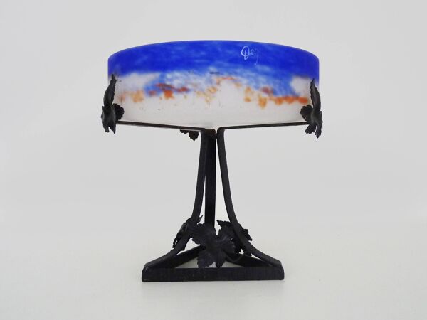 Centre de table Art Nouveau Degué en pâte de verre et fer forgé. Années 20