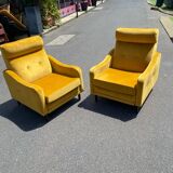 Paires des fauteuils italiens
