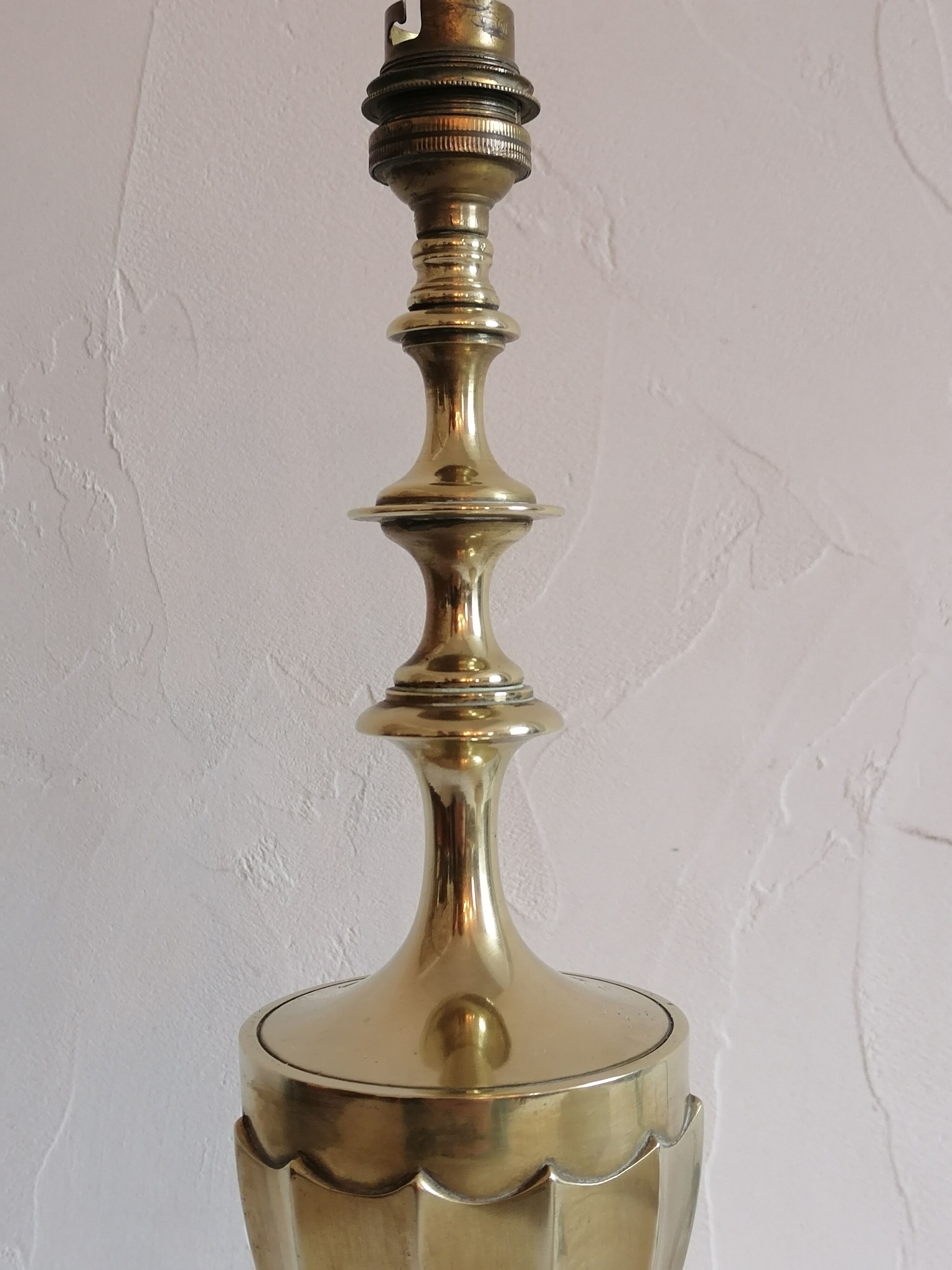 Art deco bronze lamp