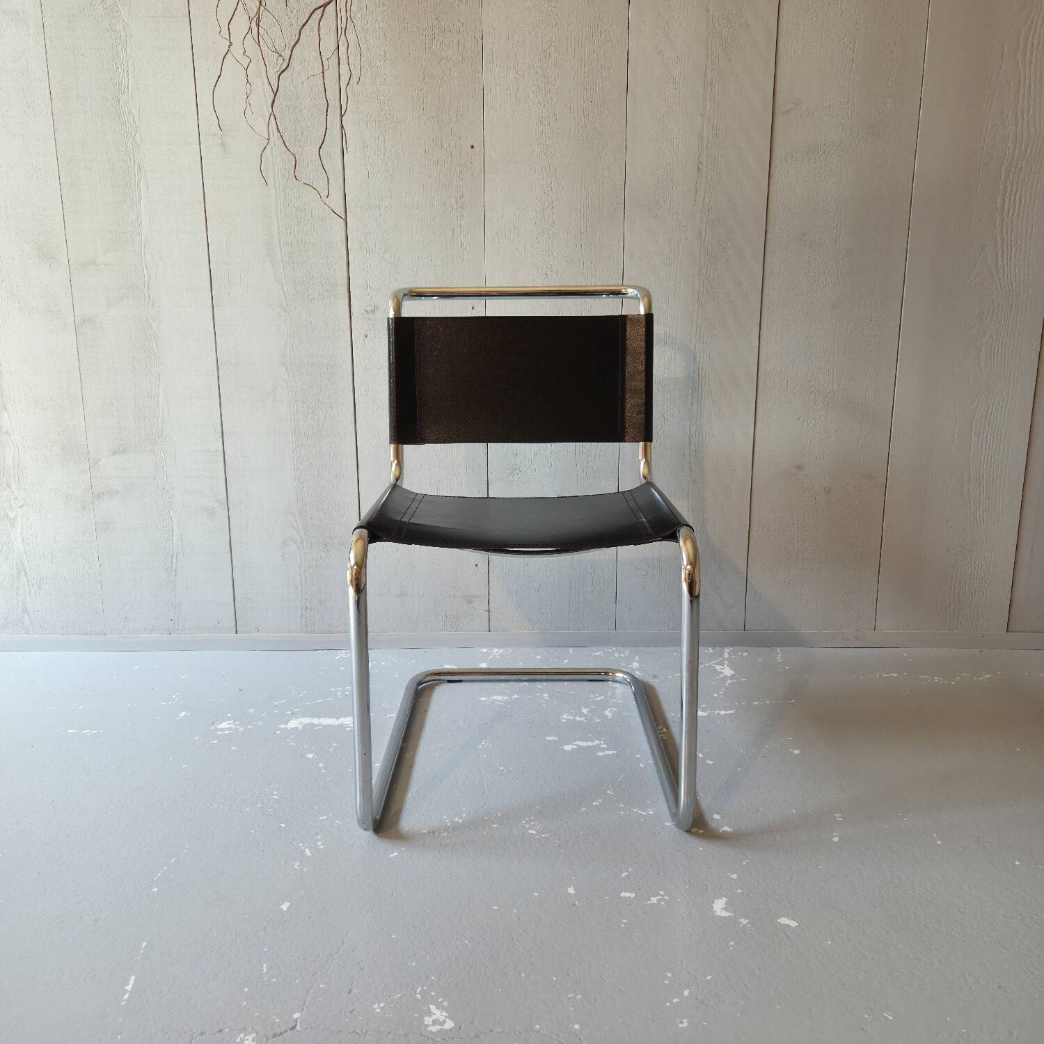 Bauhaus cantilever chairs