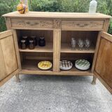 Parisian buffet in raw wood