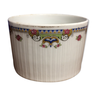 Small porcelain jar of Mehun