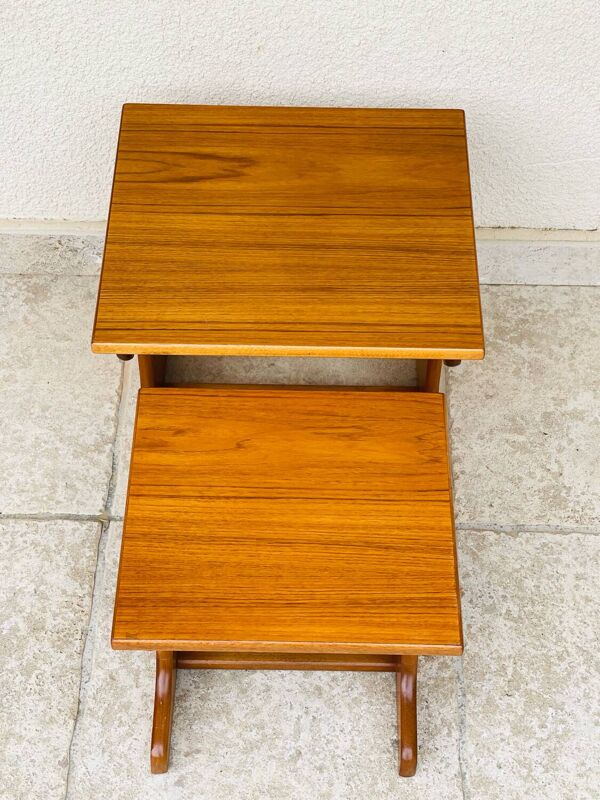 Table basse gigogne en teck 1960