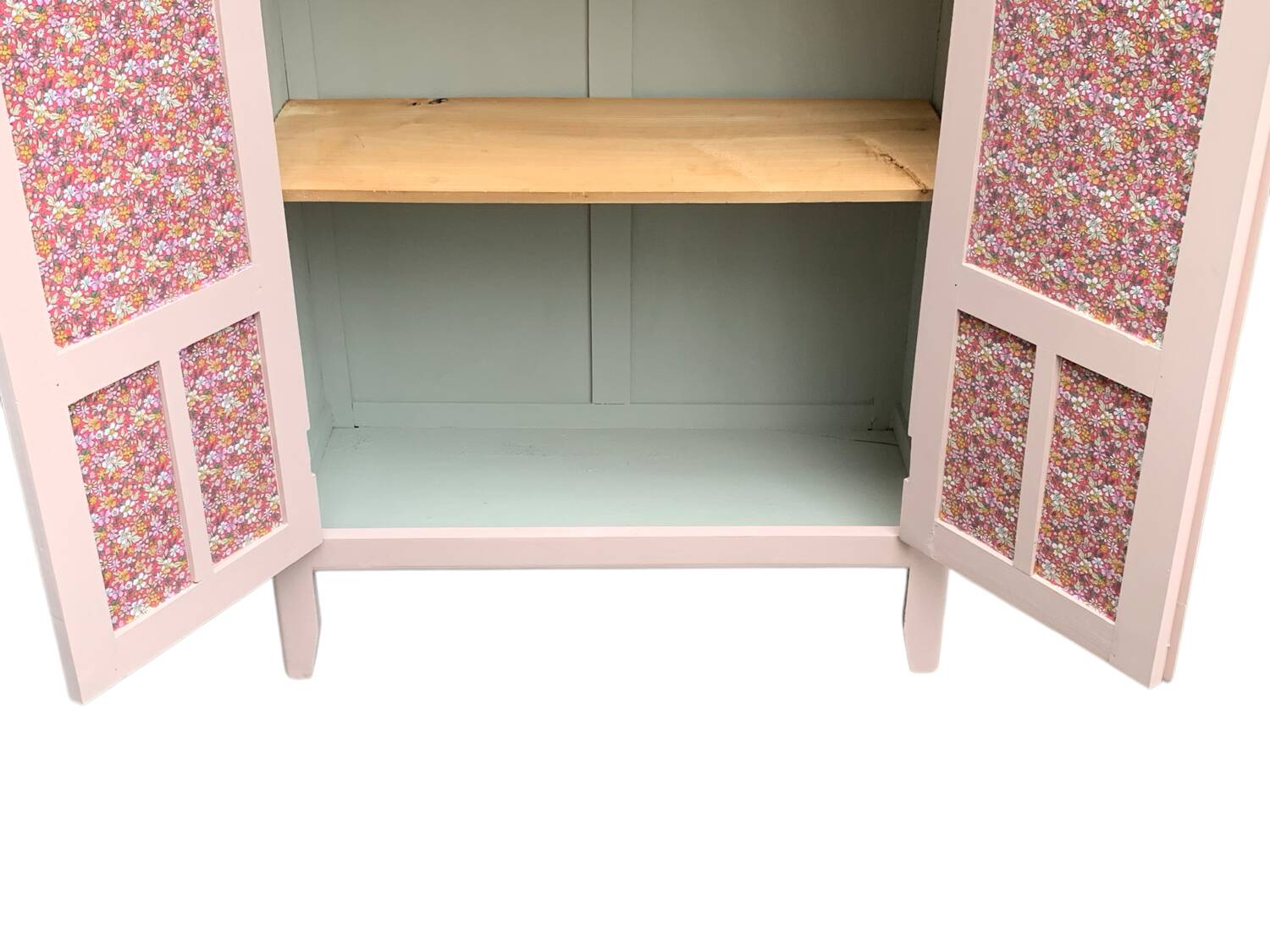 Parisian Art Deco wardrobe in pink, 1930.