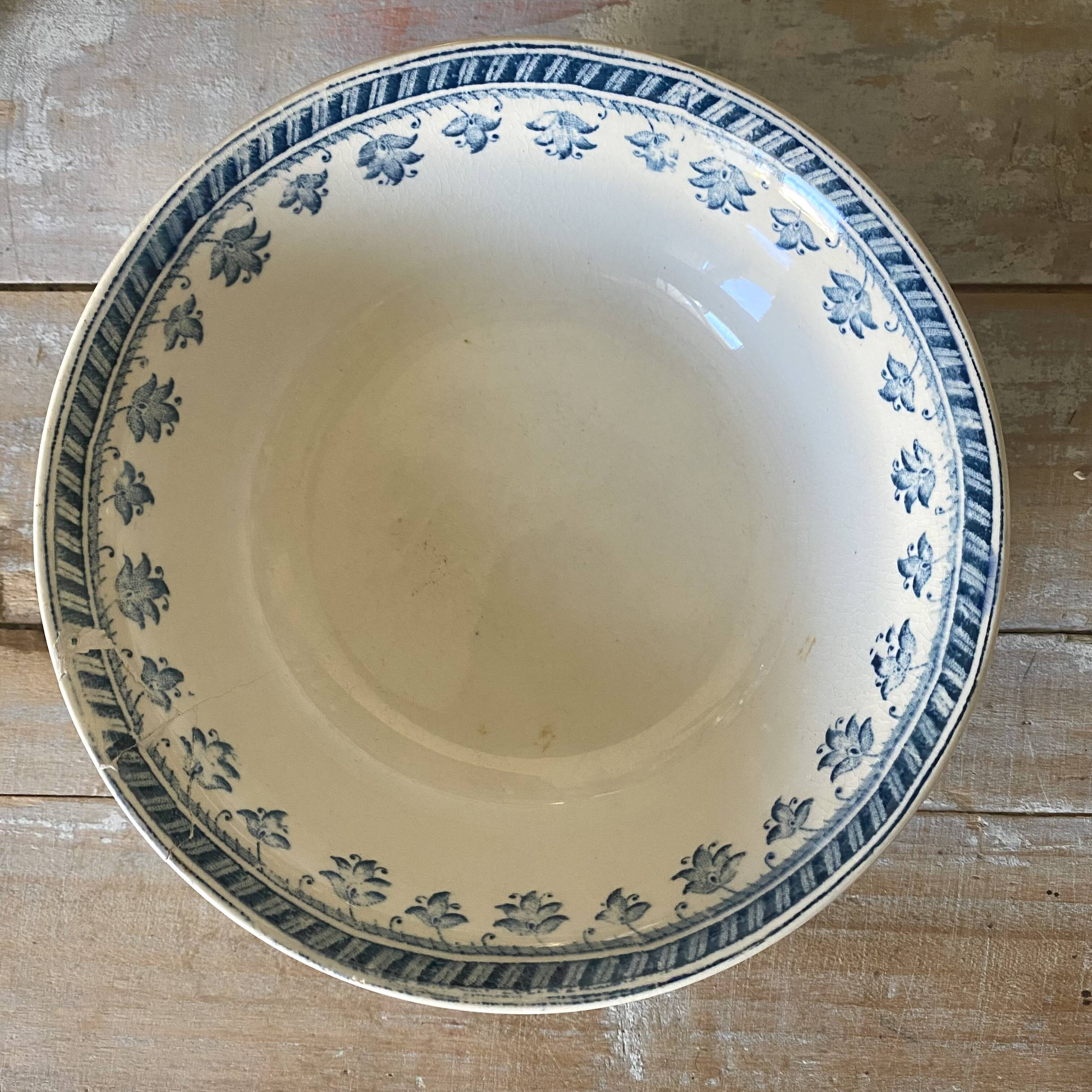 Ironstone bowl Sarreguemines Burgos