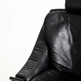 Kroken armchair in curved wood and leather. Design by Ake Fribytter for Nelo. Sweden, 80s