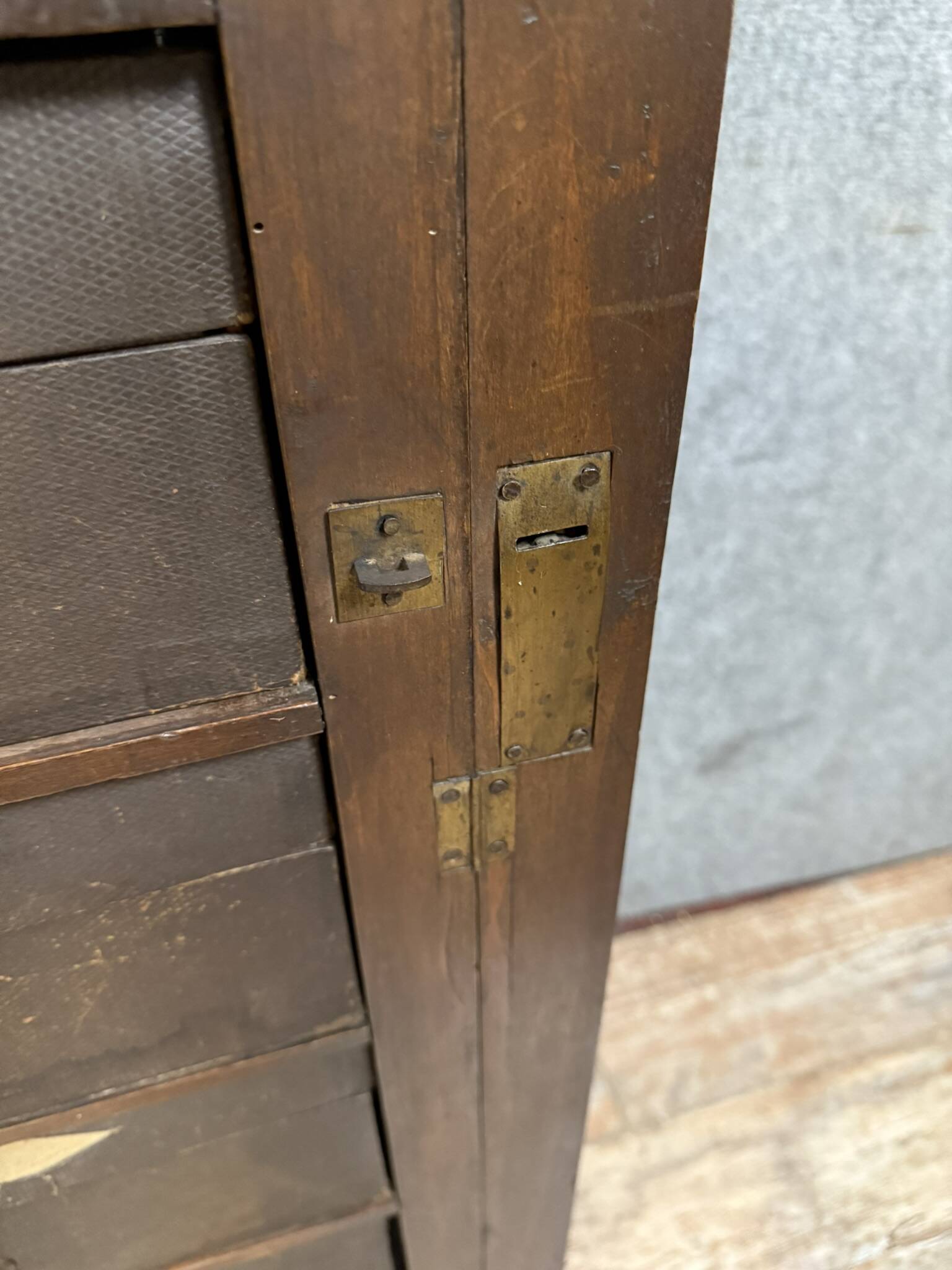 Large Napoleon III period oak cardboard box