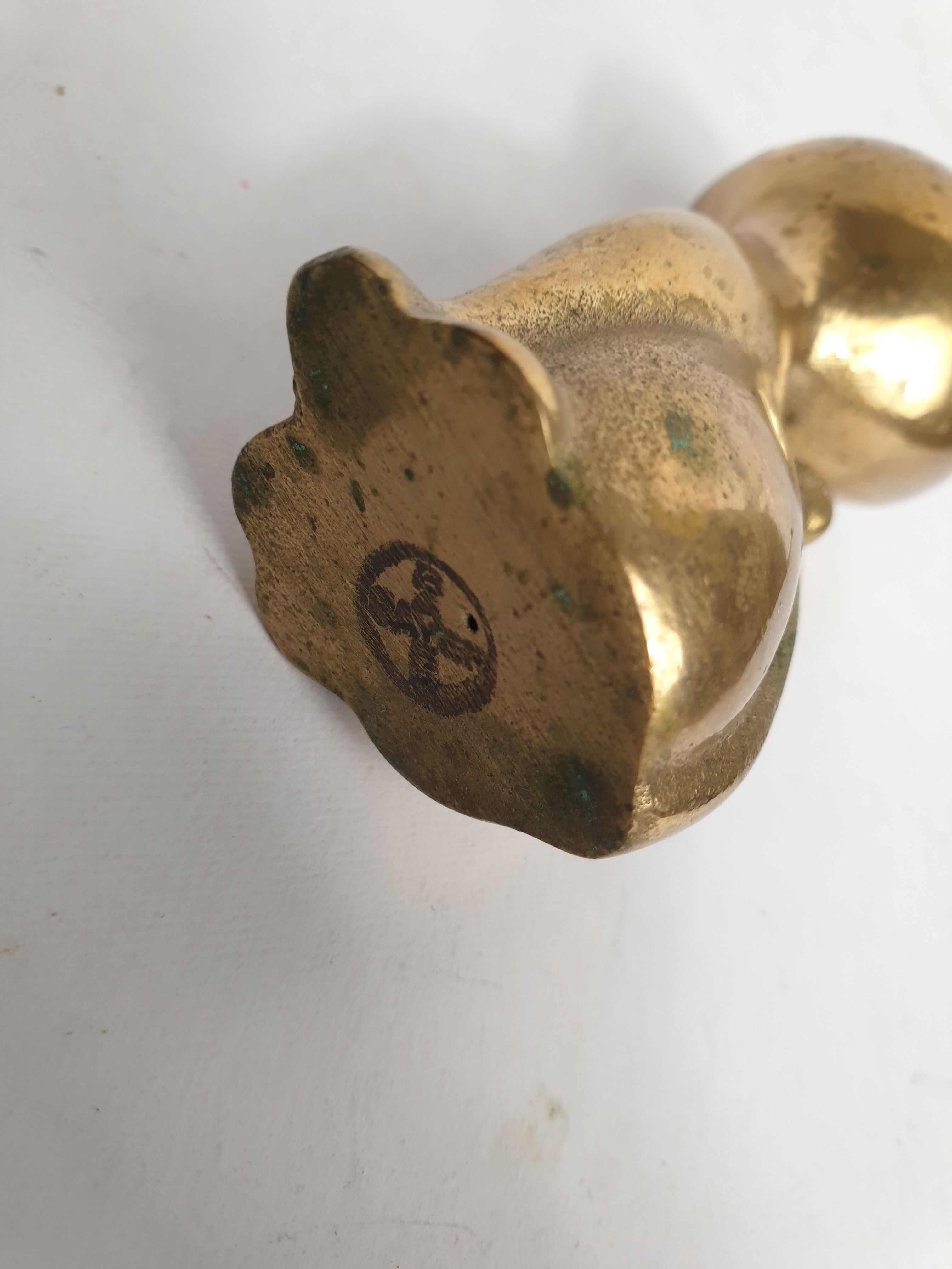 Brass cat