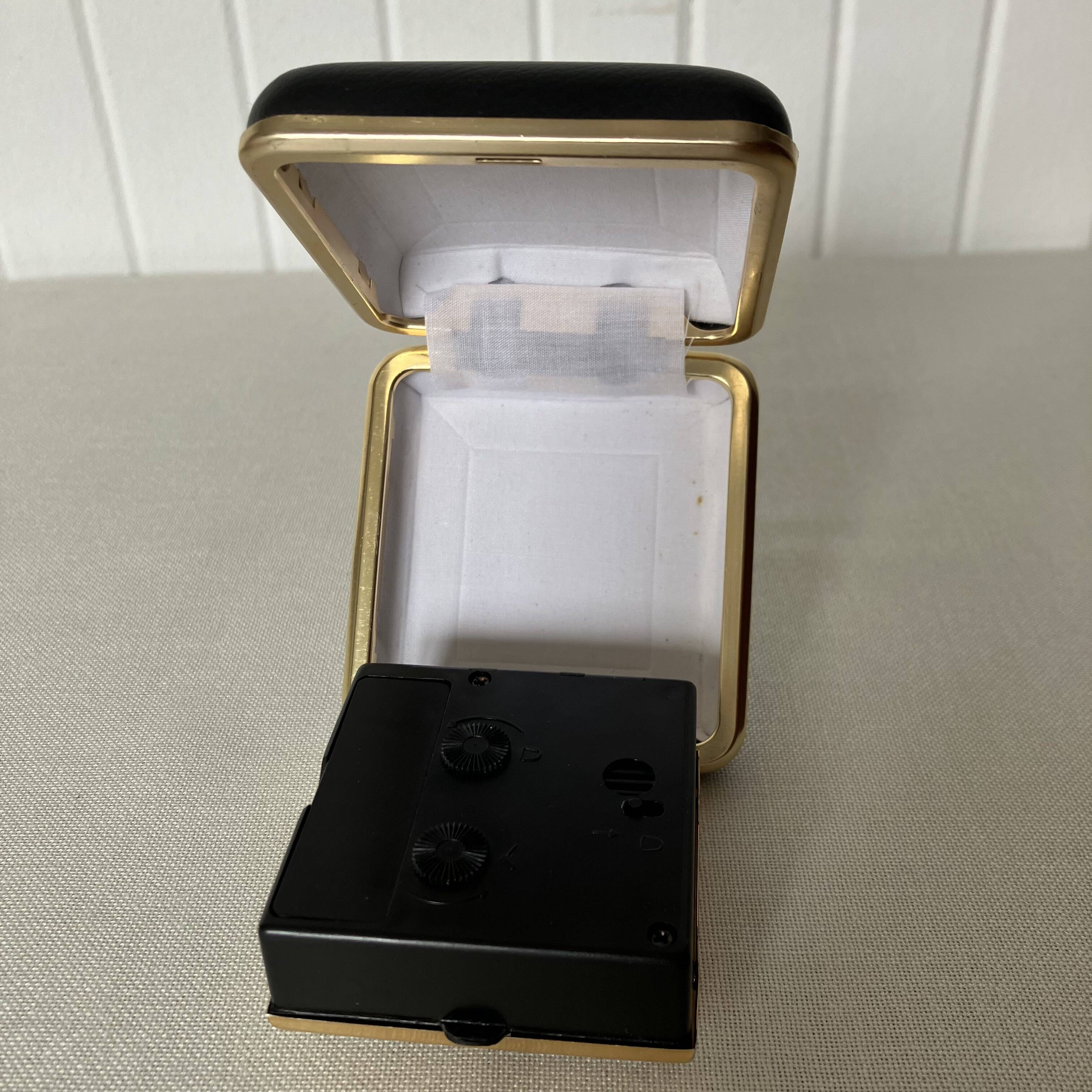 Alphalux Quartz Travel Alarm Clock