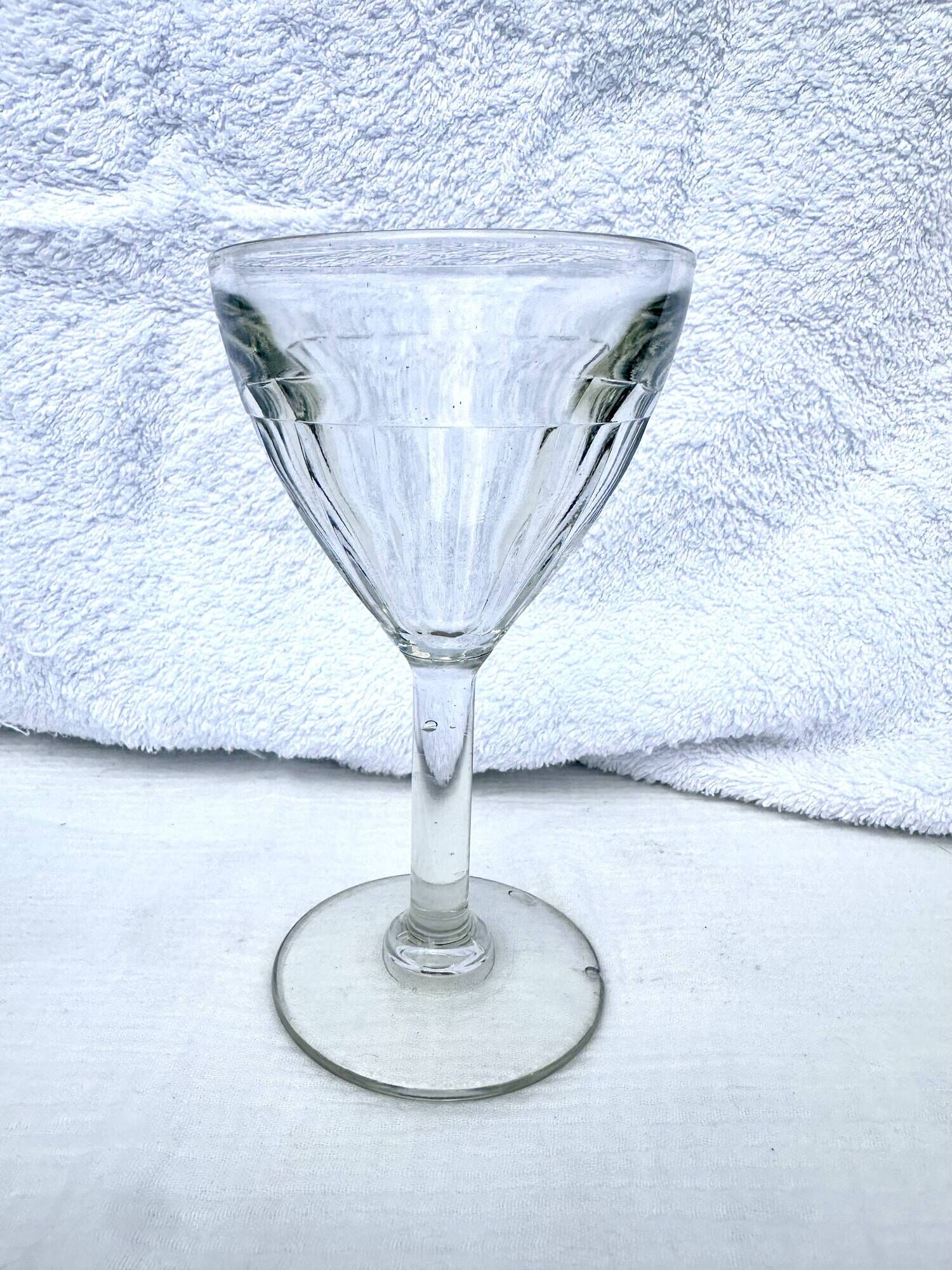 Set of 5 blown glass goblets in Art Deco style, circa 1900.