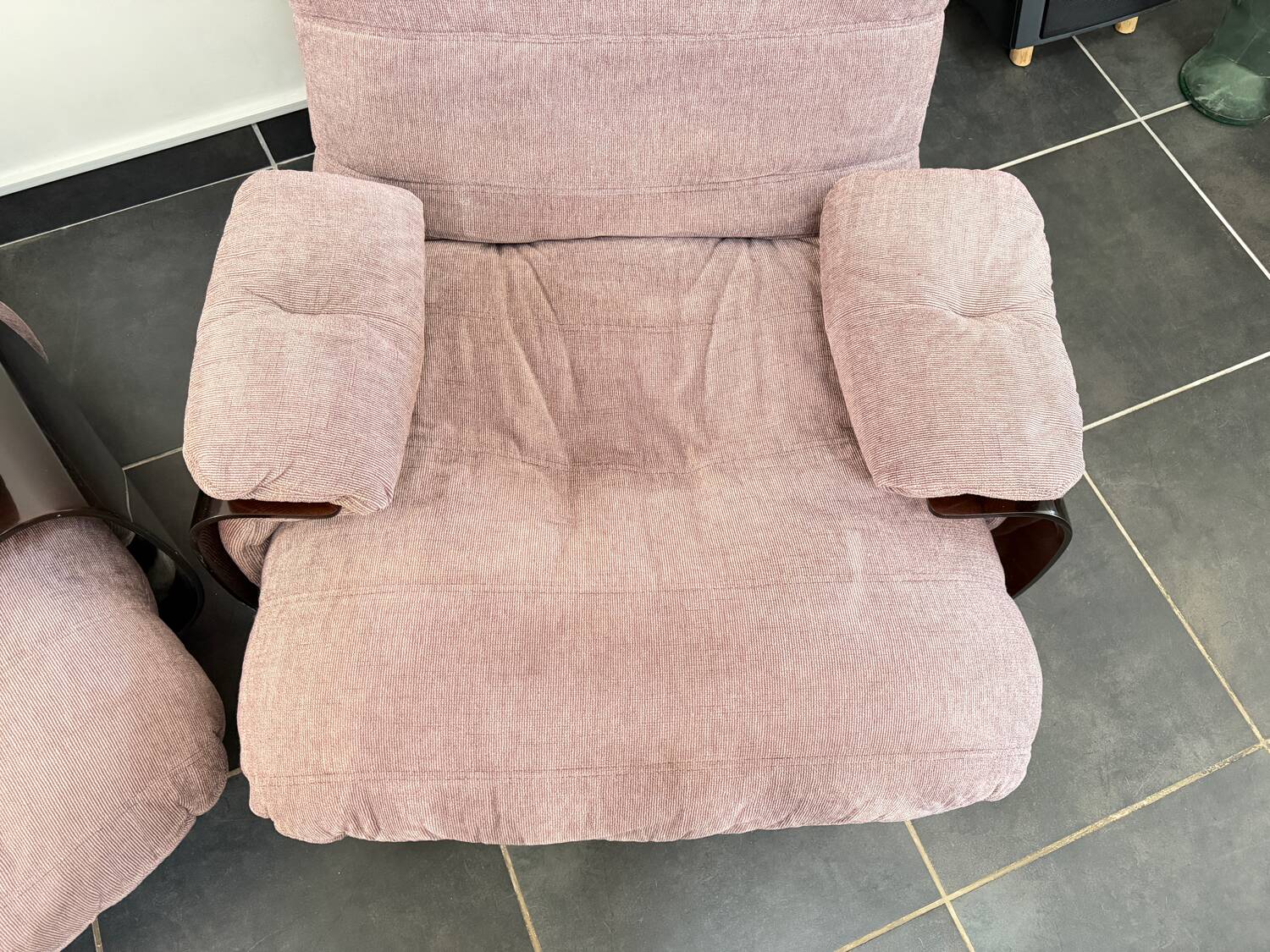 Pair of armchairs / lounge chairs Marsala Ligne Roset
