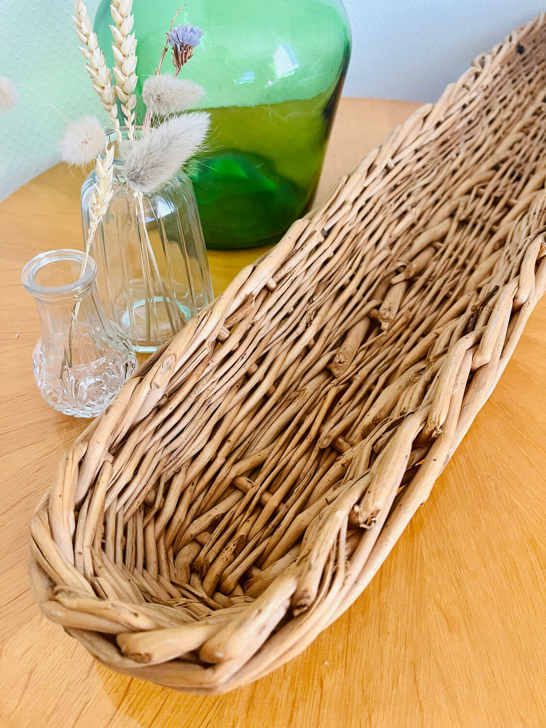 Vintage baguette bread basket
