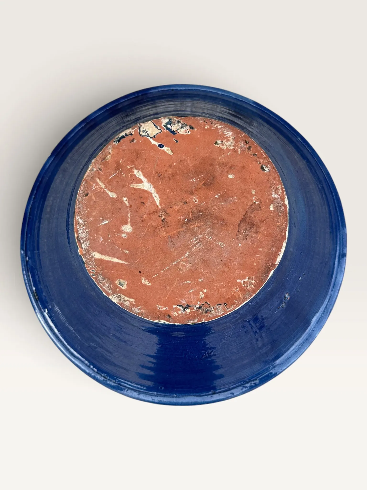 Handmade deep dish in glazed terracotta
