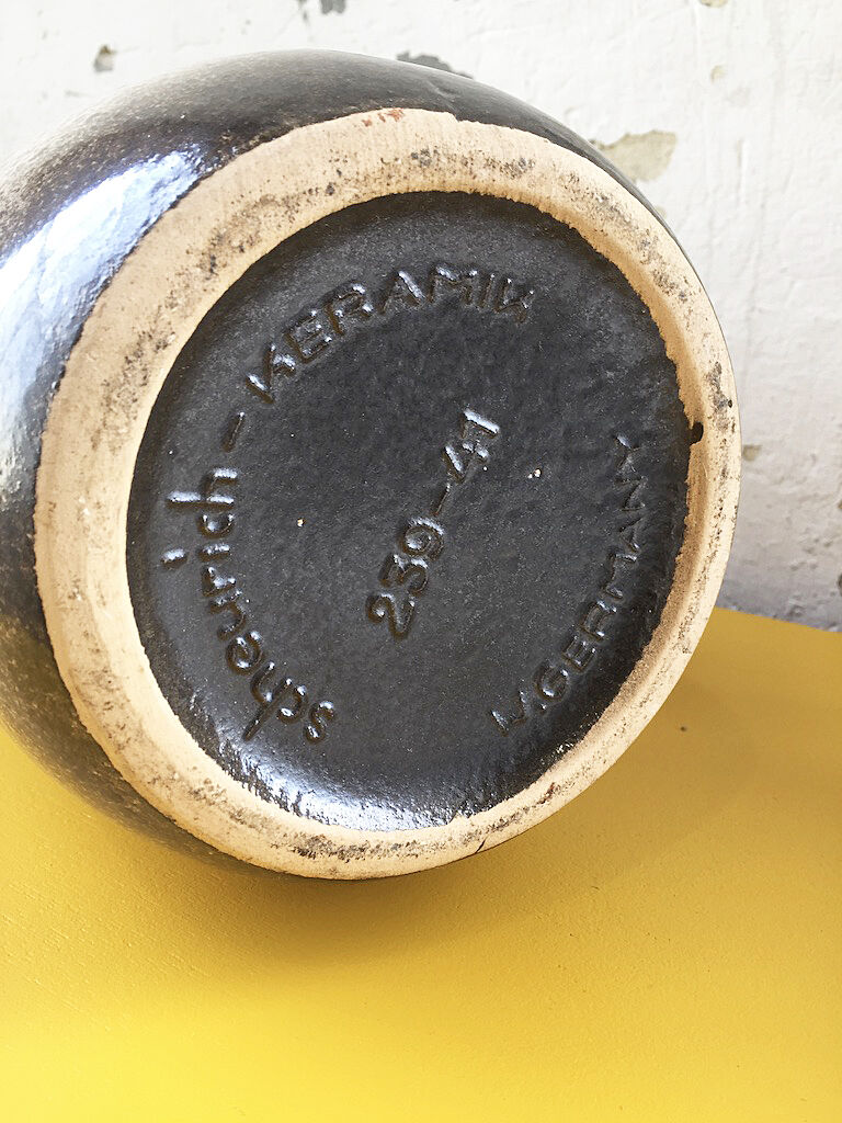 Brown Scheurich vase