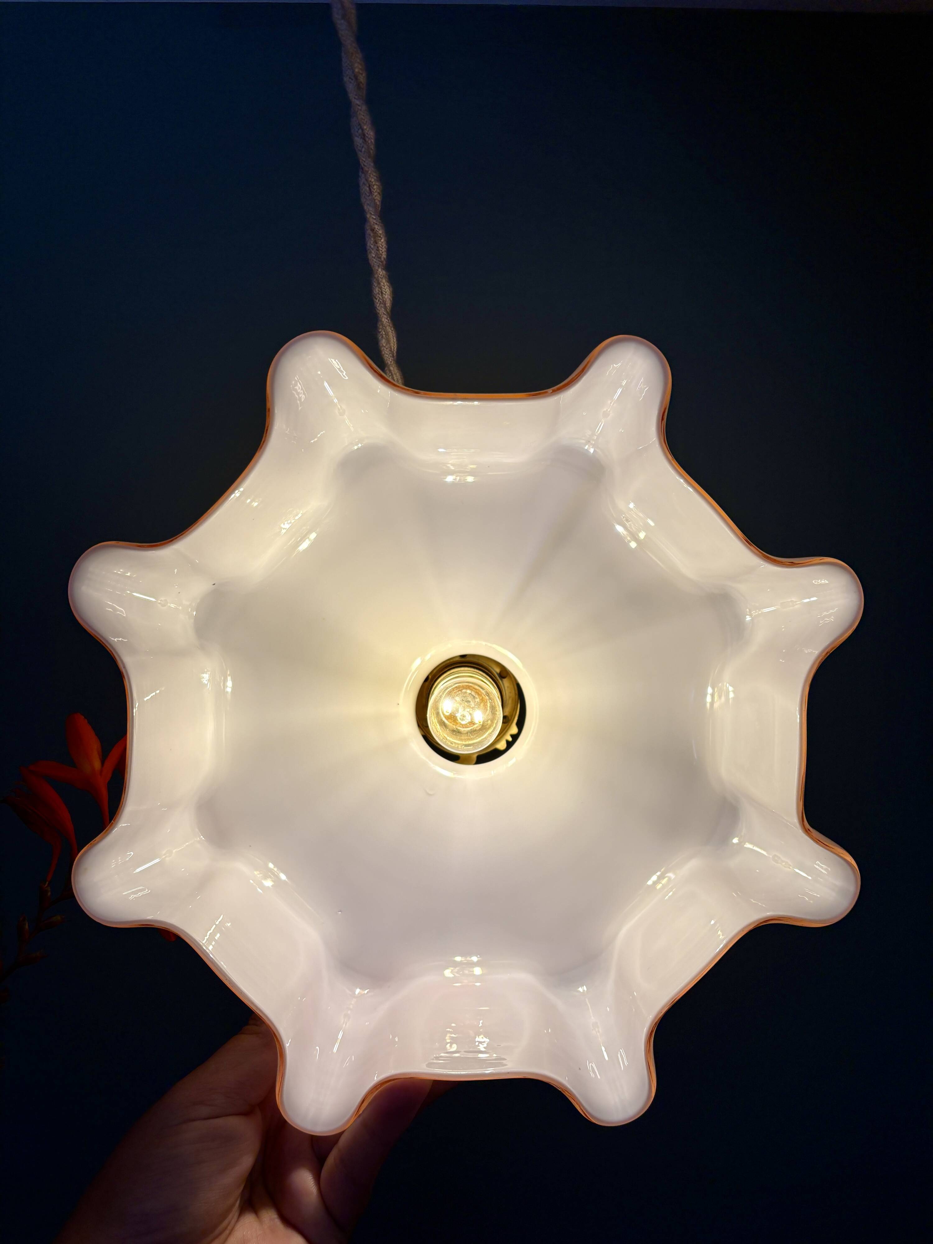 Vintage pendant light in pink opaline.
