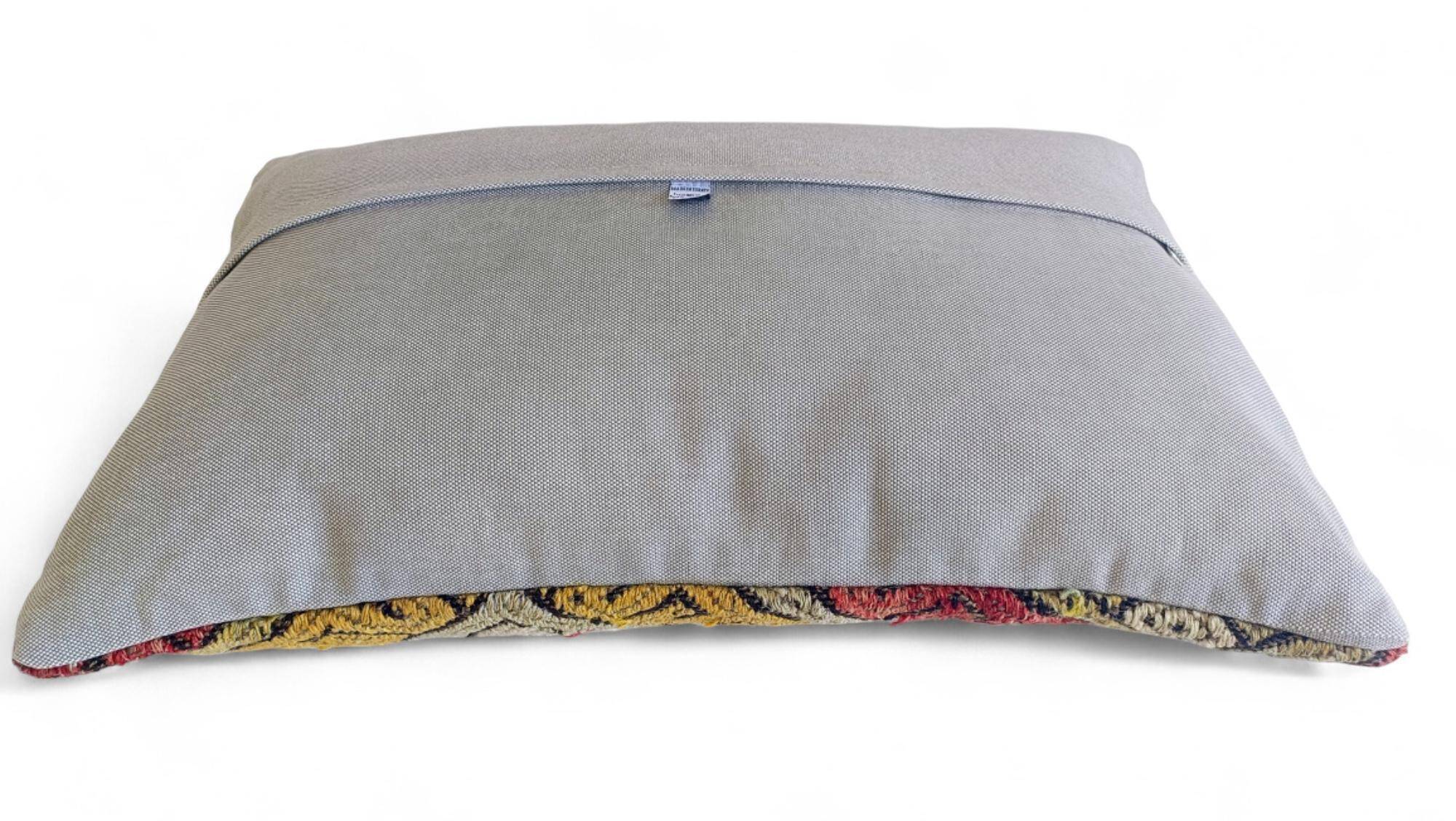 Coussin en kilim en laine tissé à la main vintage, style mauresque, milieu du 20e siècle
