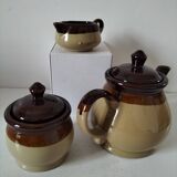 Ensemble théière, pot à lait et sucrier