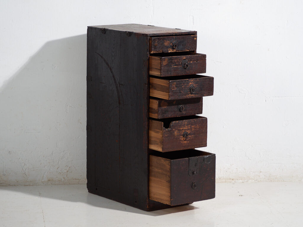 Antique Japanese storage furniture – Meiji/Taishō period (c.1880-1926) #74