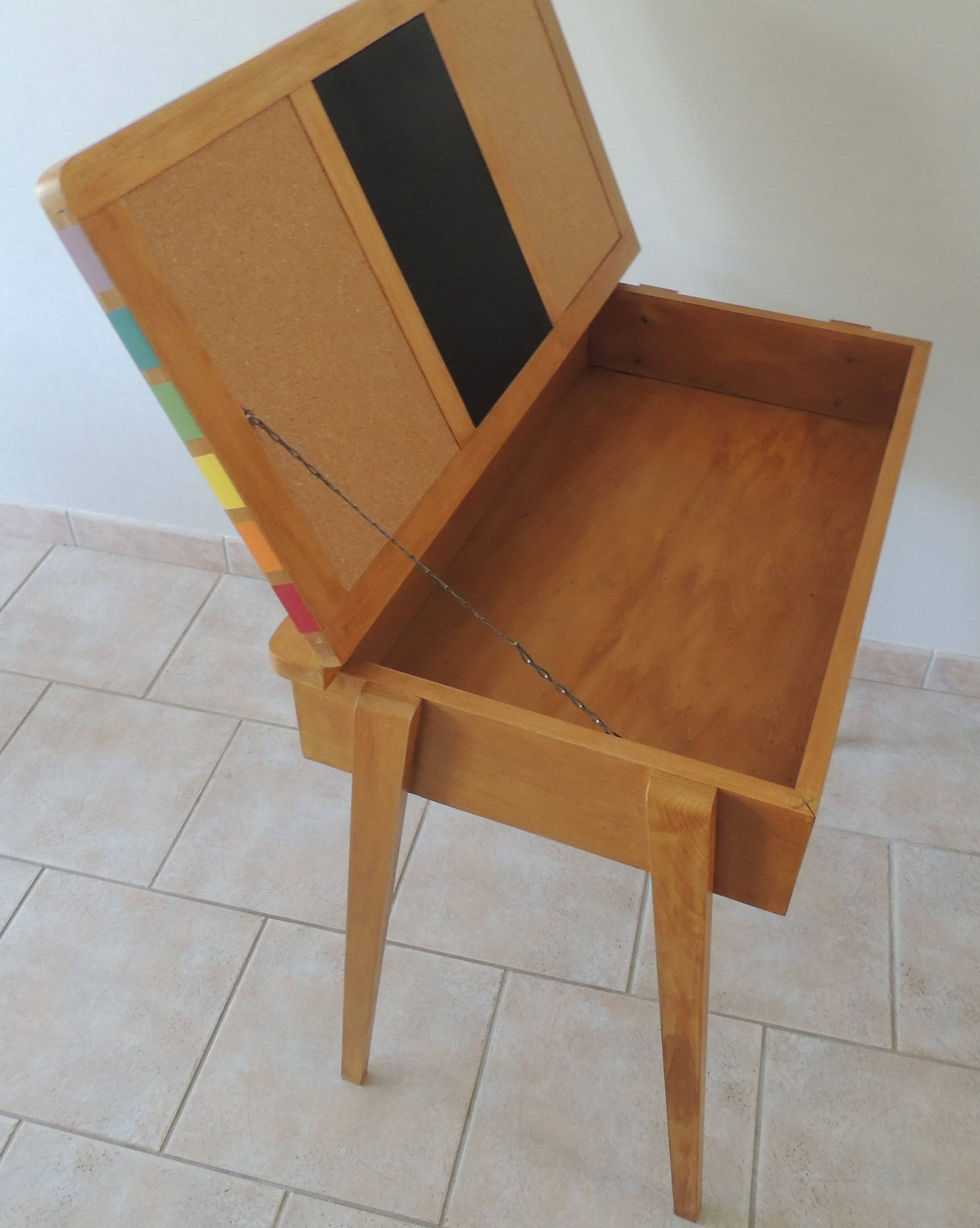 Children's desk
