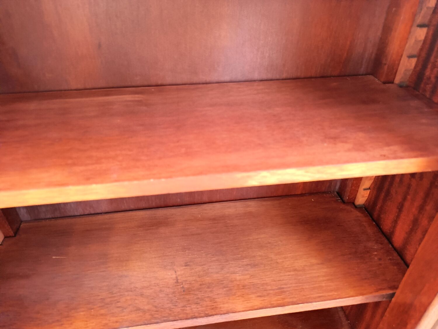 Bookcase forming showcase styleLouis XVI marble top