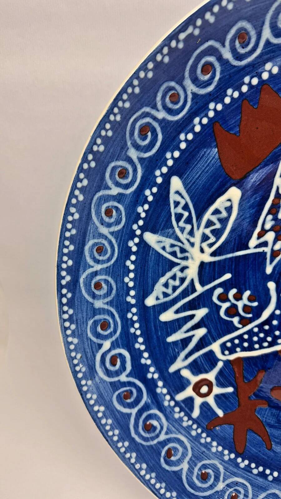 Large ceramic dish with roosters by Svend P. Jørgensen 1966 Ravnild Denmark
