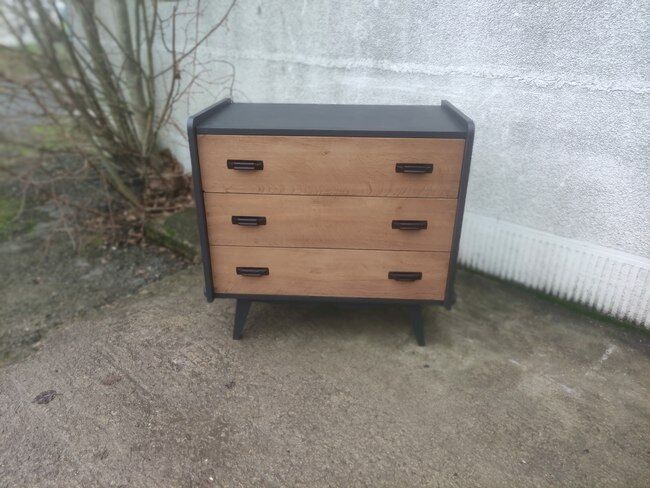 Commode vintage