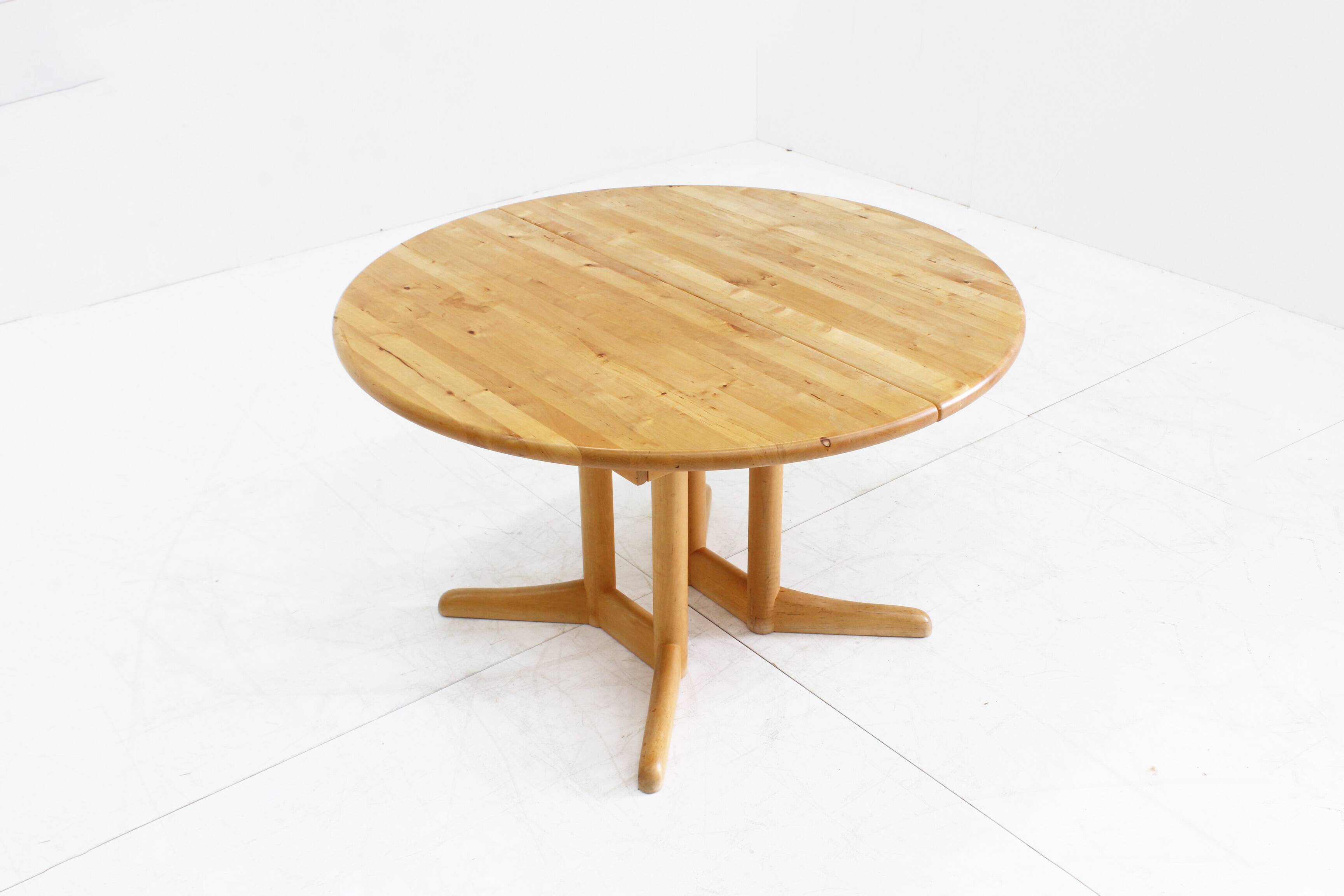 Table à manger vintage ronde extensible danoise Vamdrup Stolefabrik 1960
