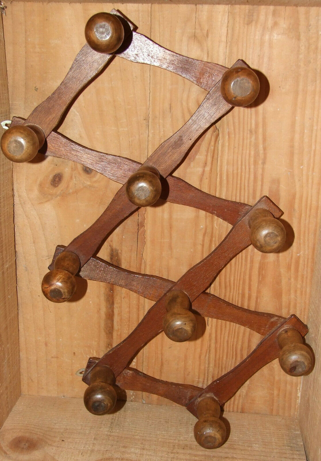 10-patères accordion system wall coat holder