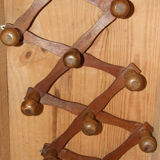 10-patères accordion system wall coat holder