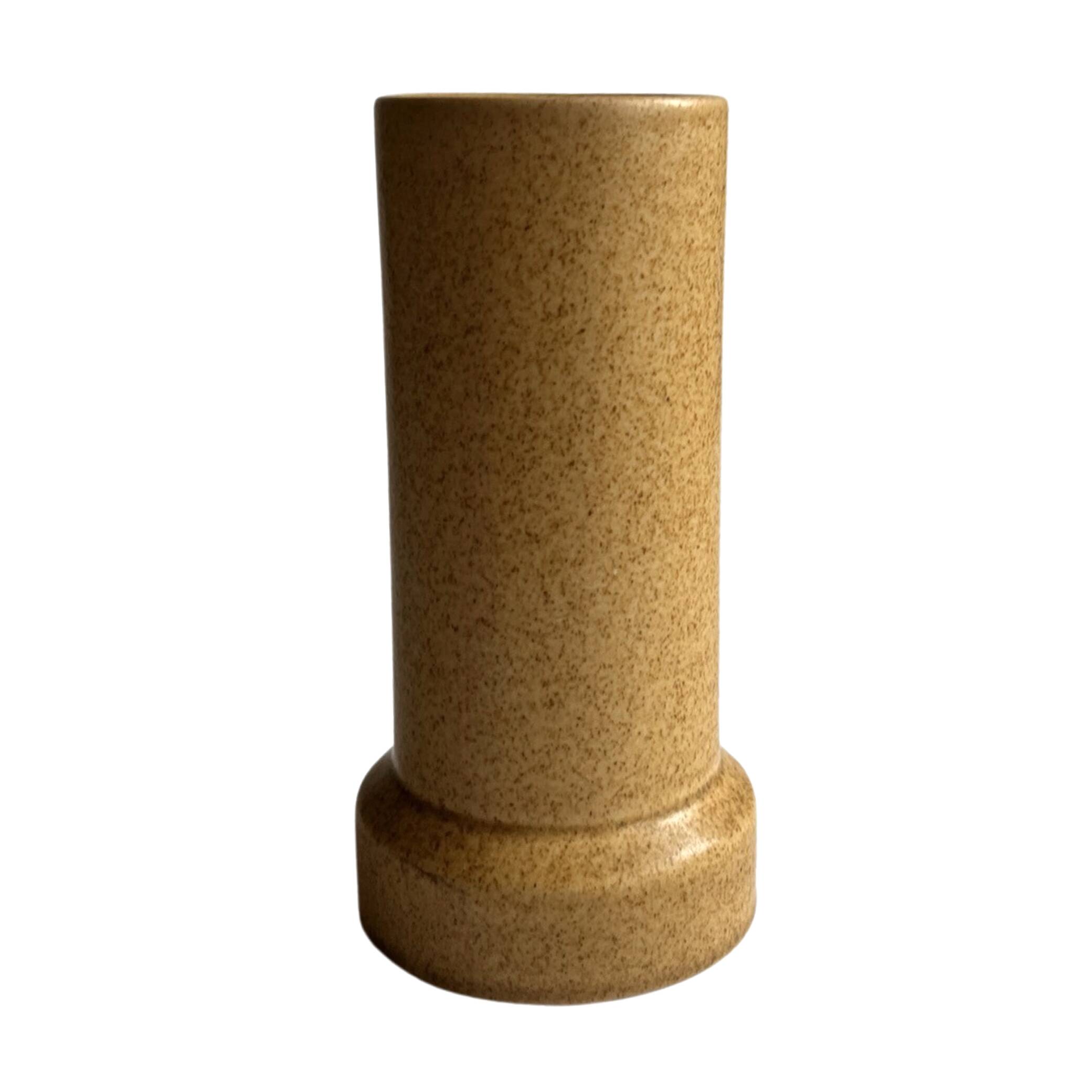 Porcelain, minimalist vase IFAT90 Mirostowice, 1970s.