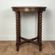 Table d'appoint de style Louis XIII