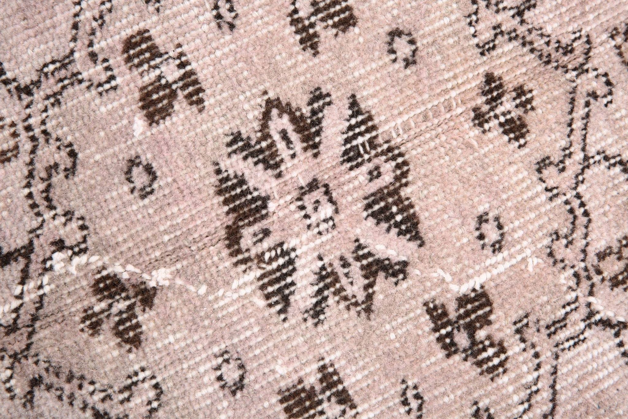 6' x 8' Pink Turkish Vintage Rug 199x287 cm