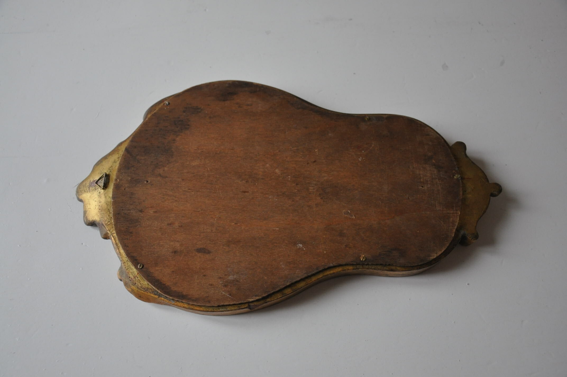 Miroir de style en bois doré vintage
