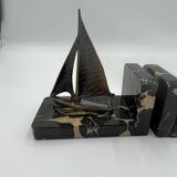Sailboat bookends in marble and bronze, Art Deco