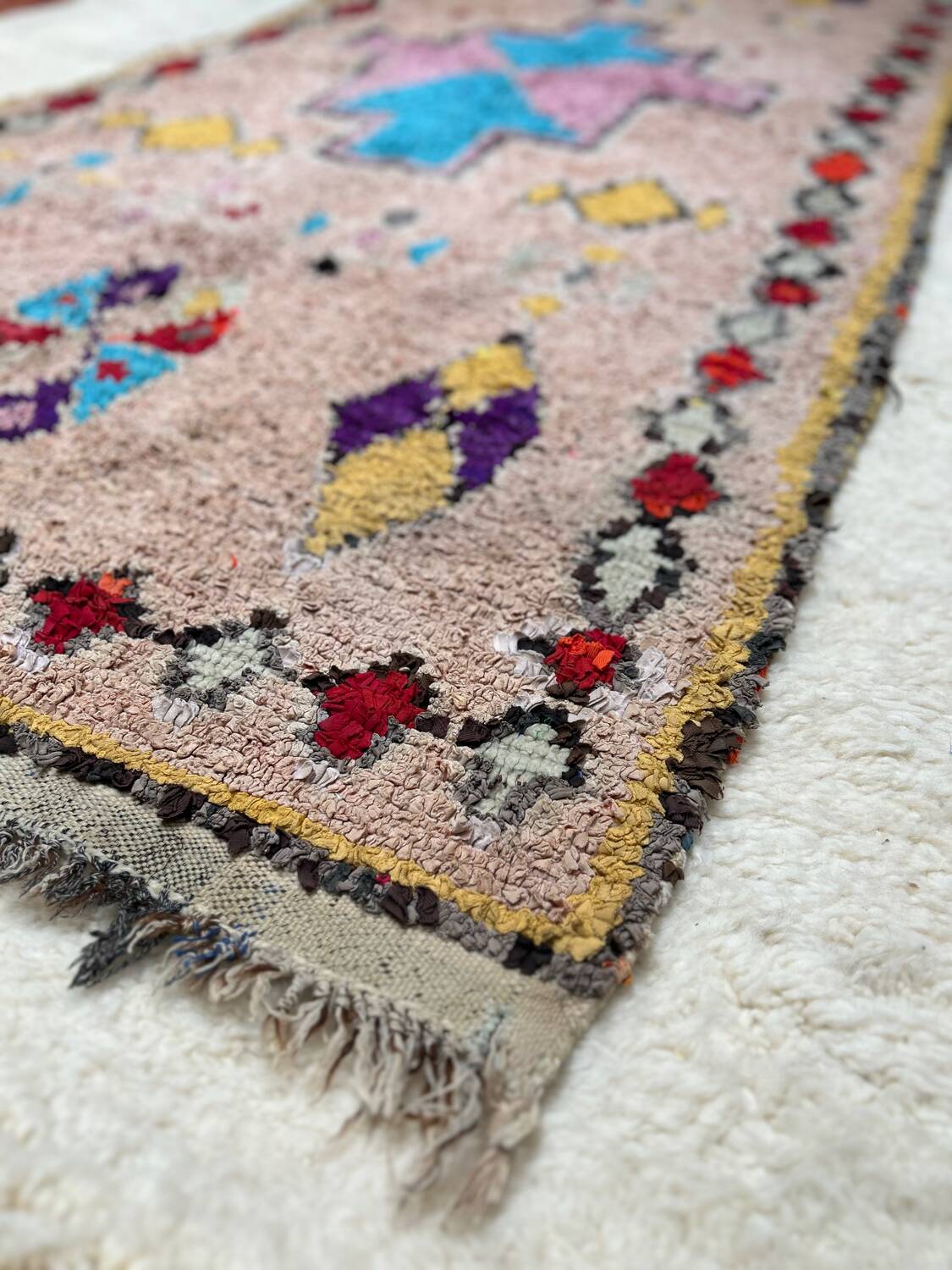 Rozia rug