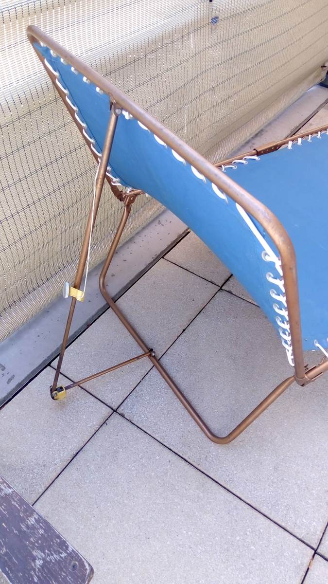 Transat relaxes folding lounge chair Lafuma Chantazur 60 vintage