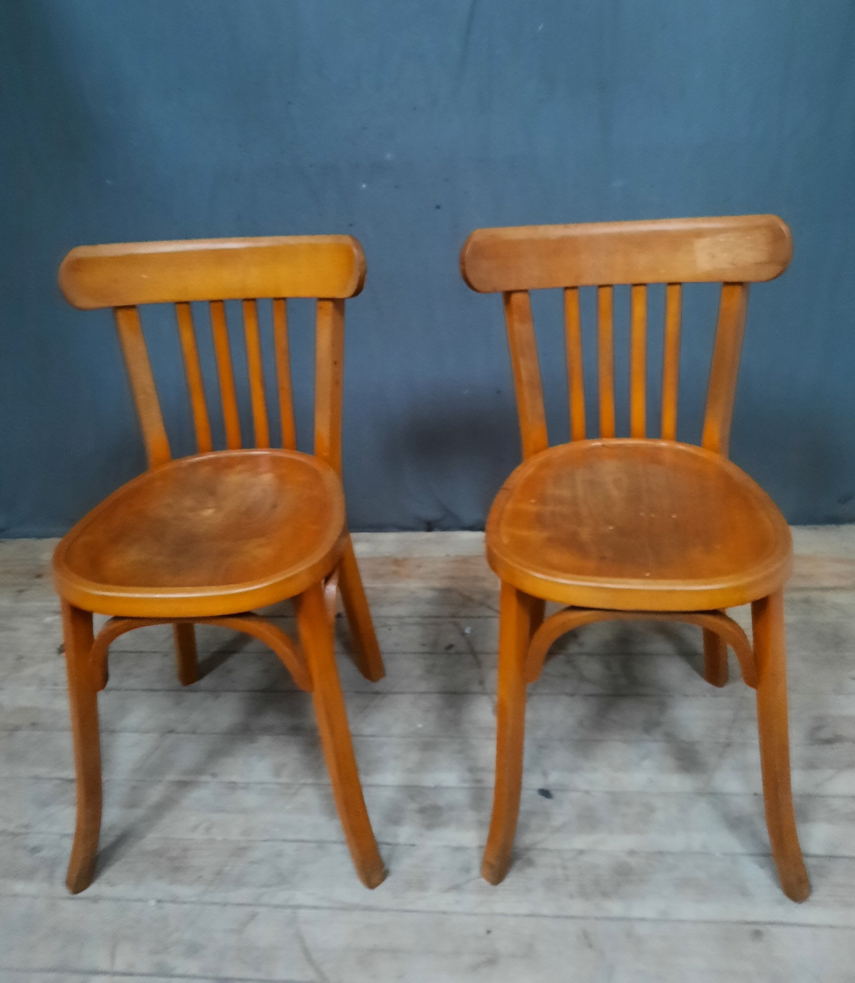 Paire de chaise en bois courbé "Baumann"