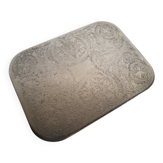 Rectangular silver-plated trivet