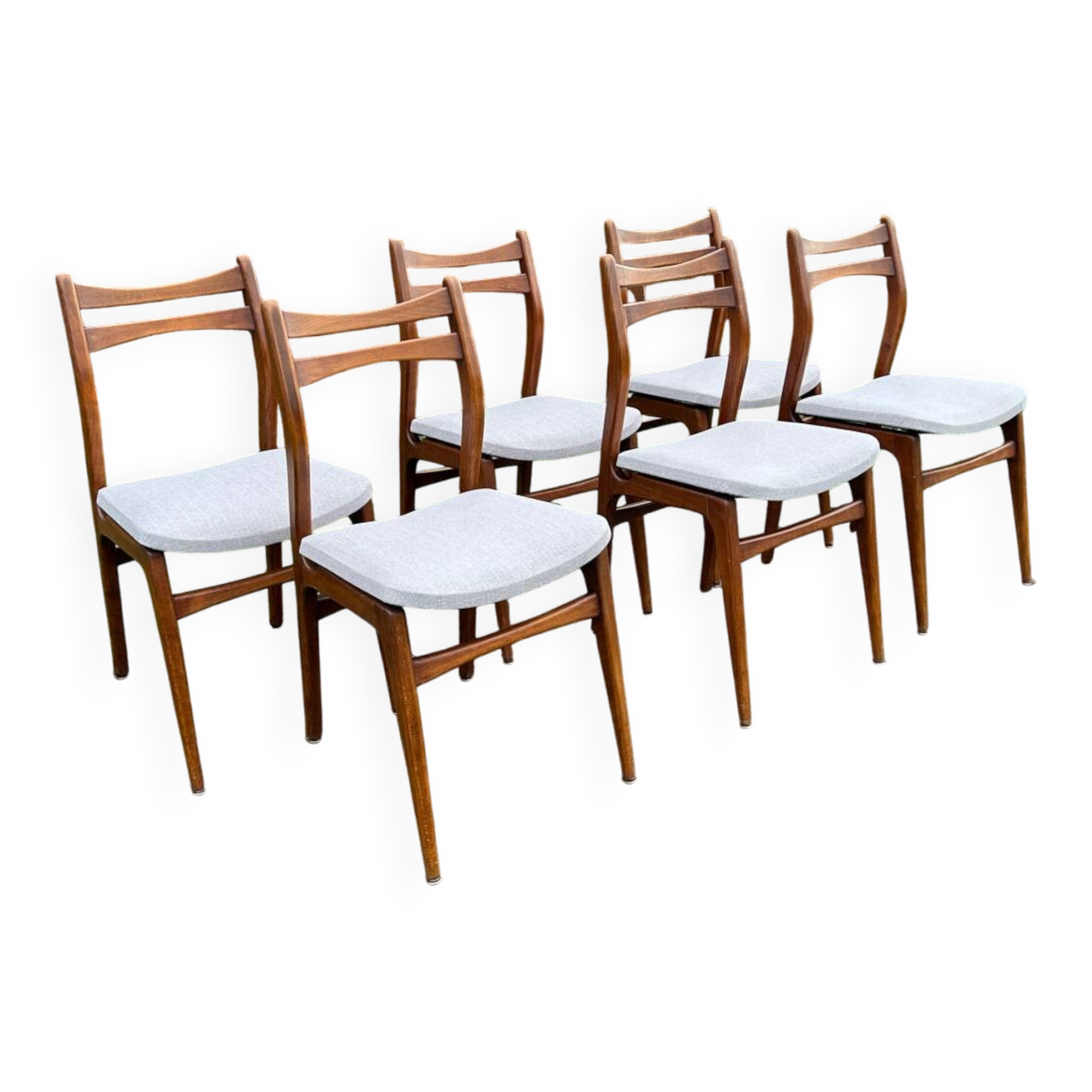 6 vintage Scandinavian chairs from the 1960s-70s.