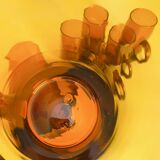 Carafe service and amber glasses