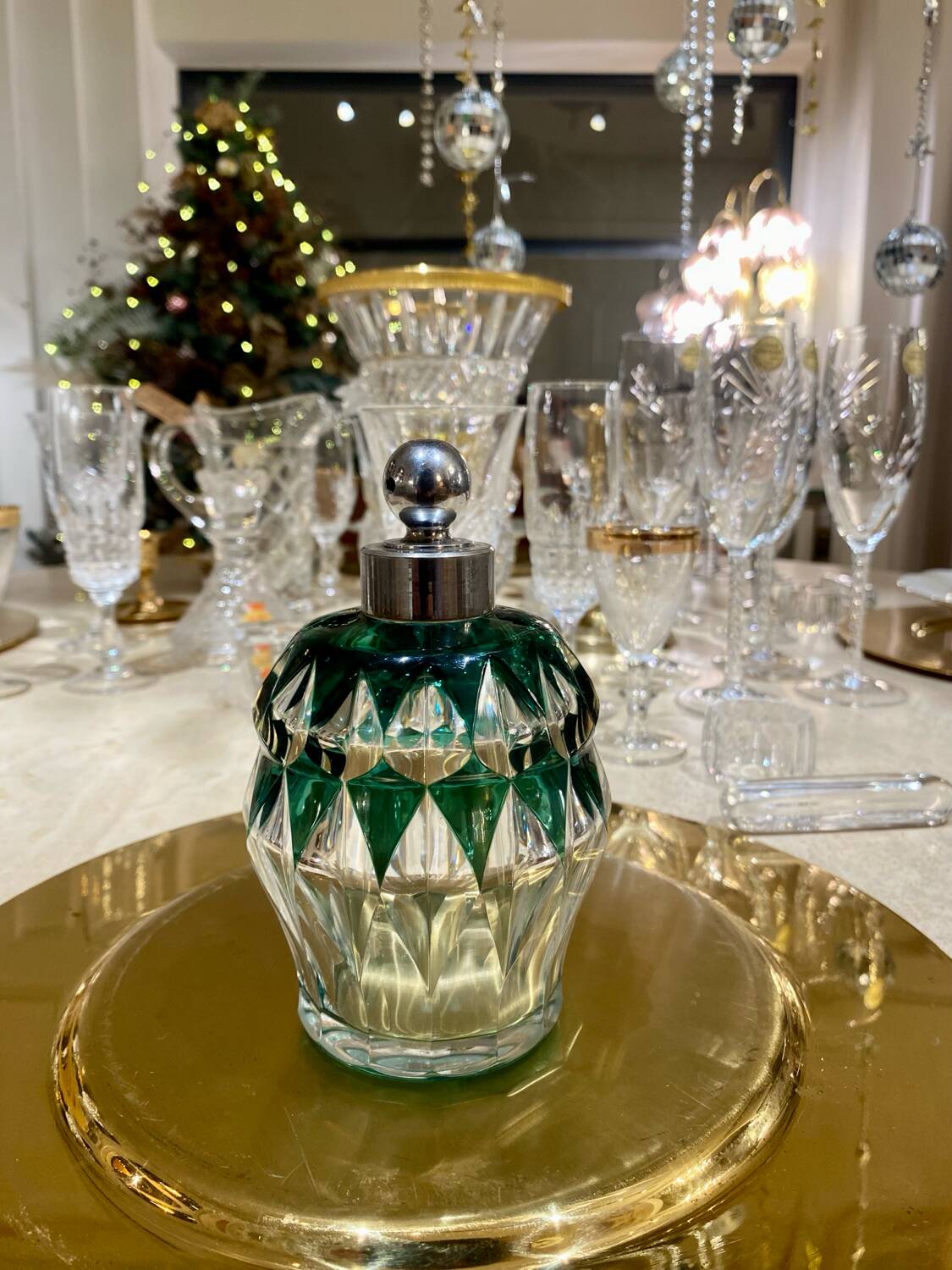 Val Saint-Lambert perfume spray bottle