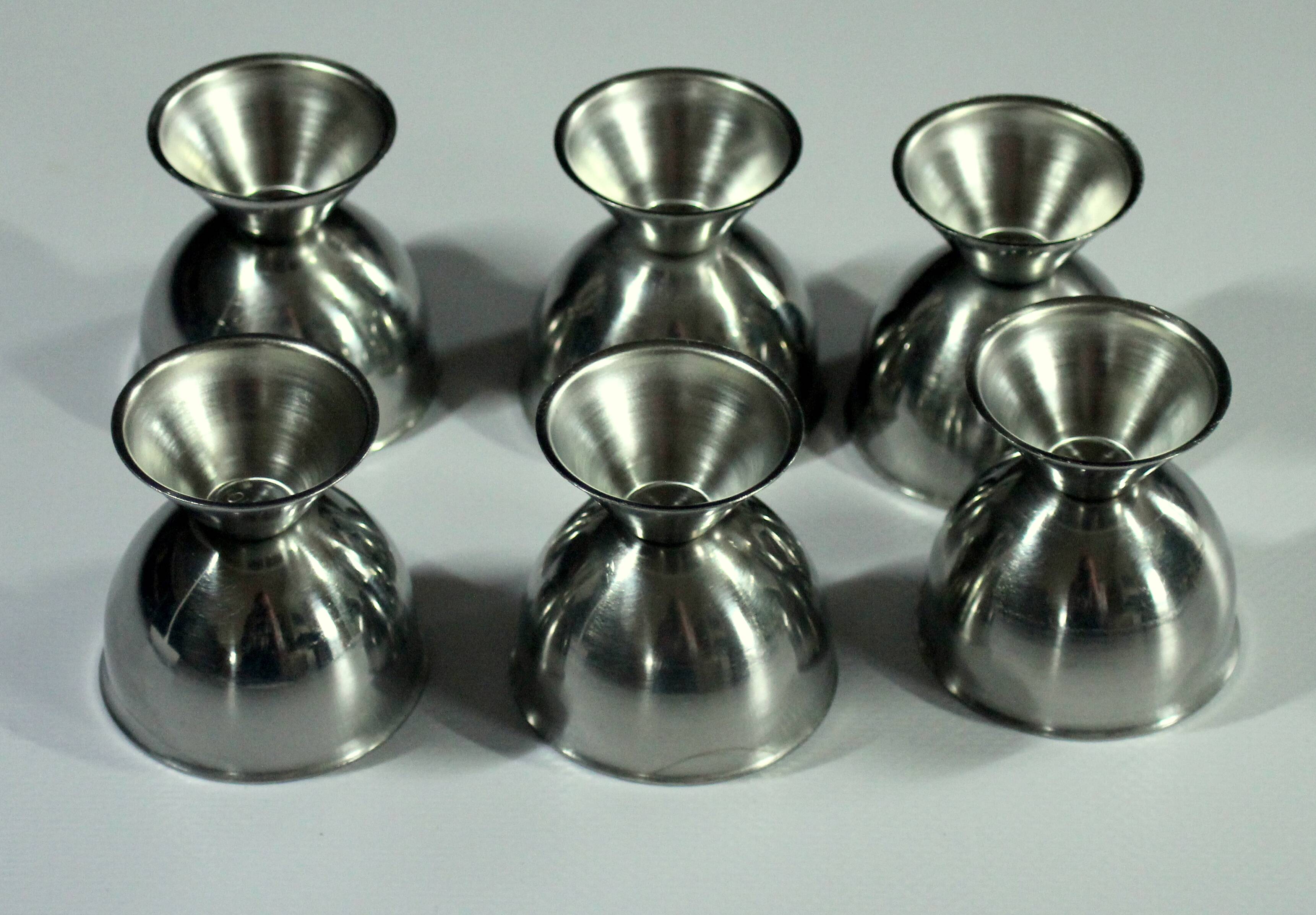 6 stainless steel egg cups - Vintage