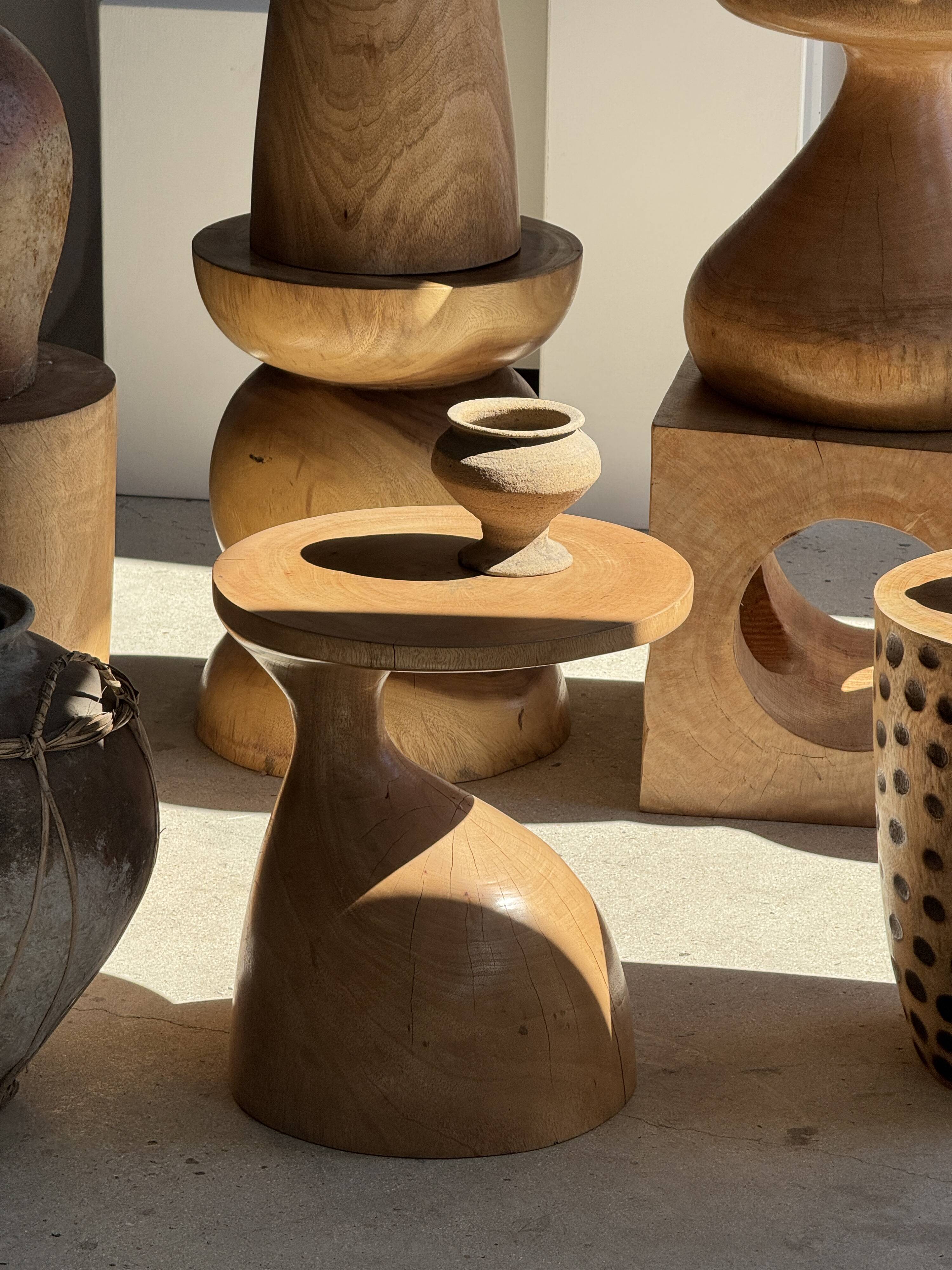 Stool, side table, end table in solid suar wood, spheres H50 D39.