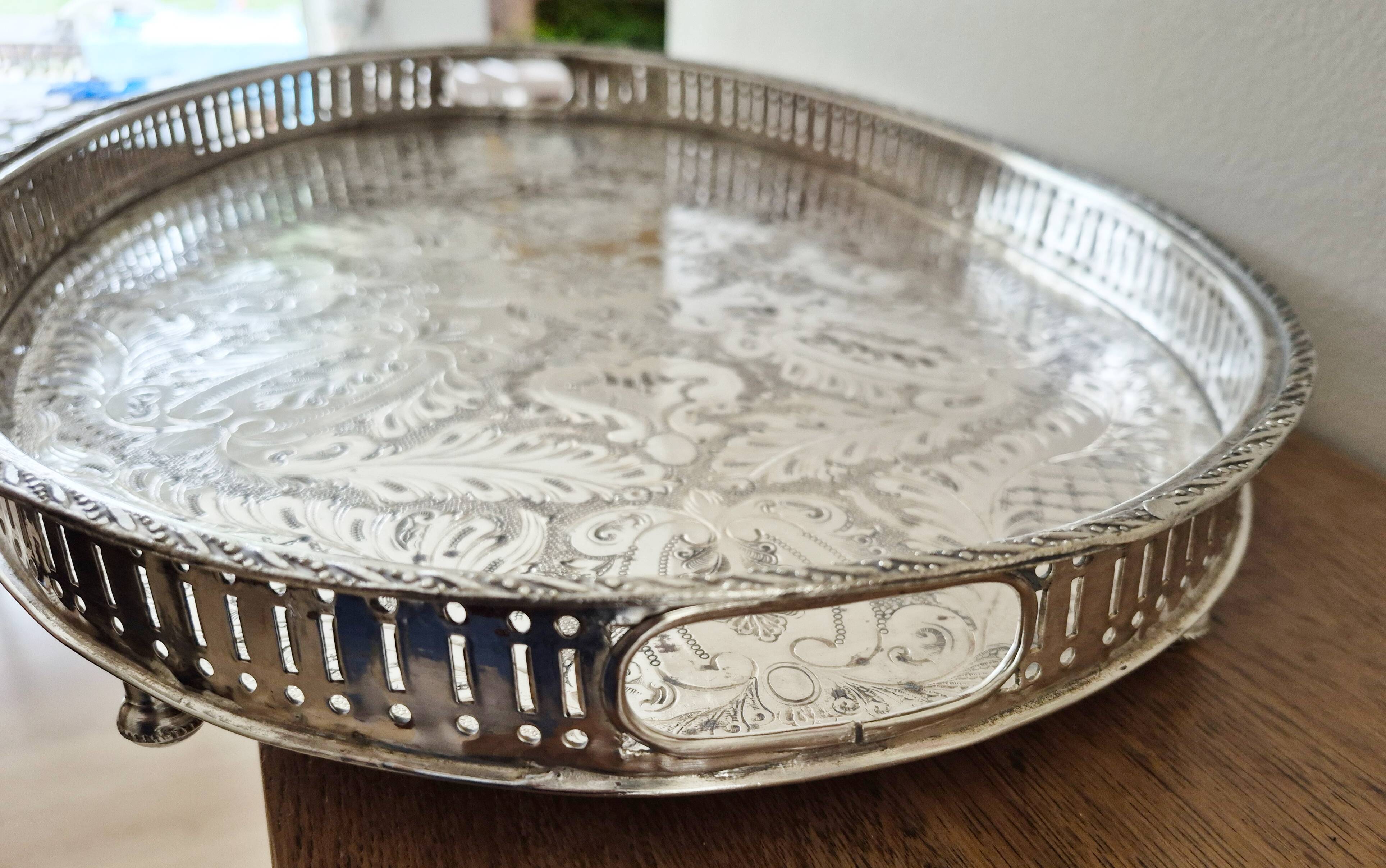 Oval silver-plated metal serving dish