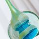 Vase lollipop vintage mdina en verre de murano soufflé à la main bleu-vert par michael harris, décor de table des années 1970.