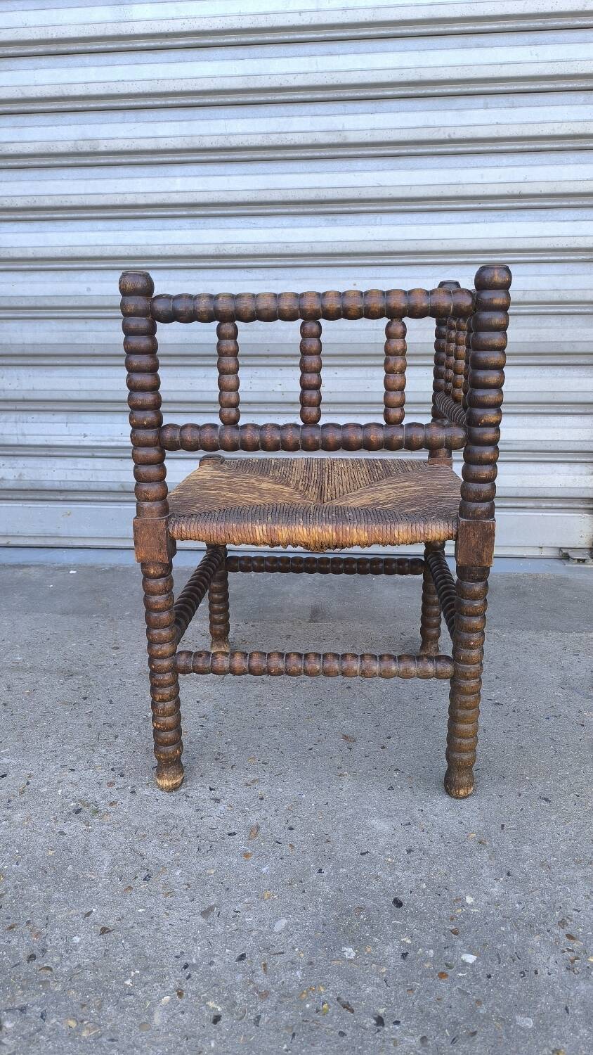Fauteuil coin du feu en bois tourné début xx ème