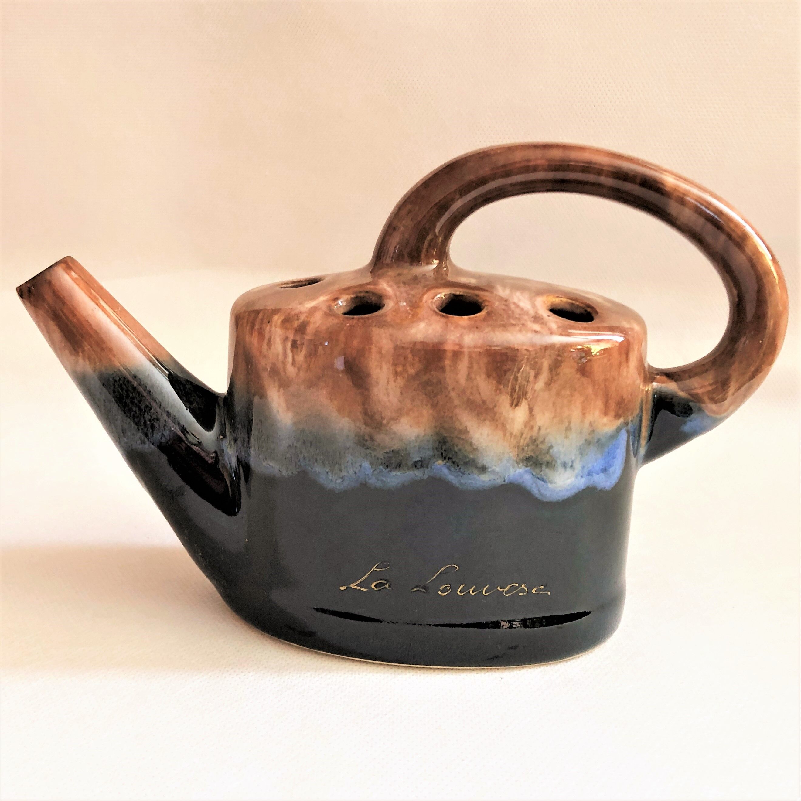 Vintage ceramic flower bouquet