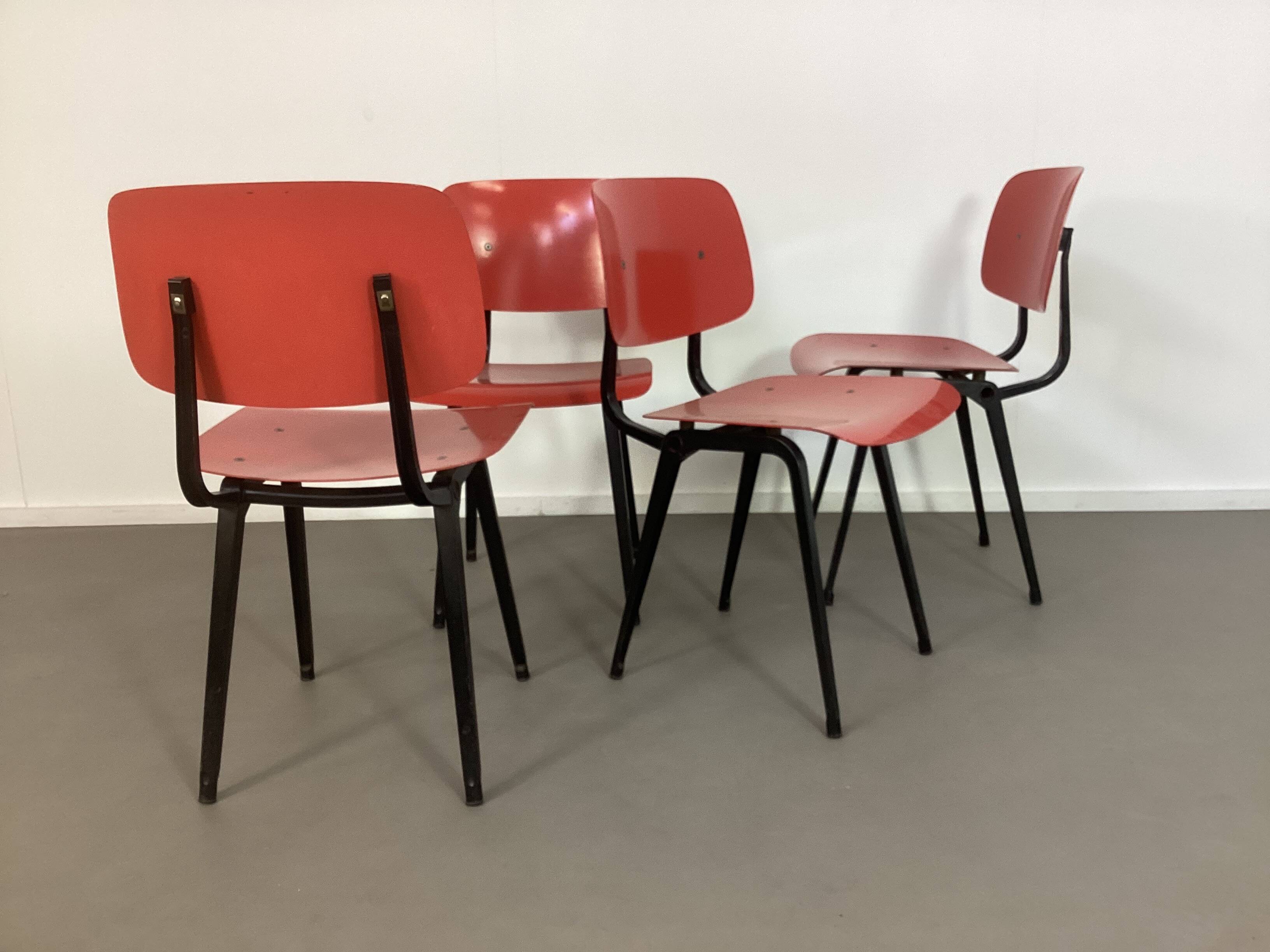 4 Red Revolt chairs by Friso Kramer from the 1960s.