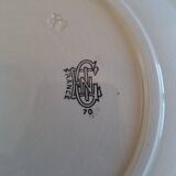 Vintage flat plate in Gien earthenware.